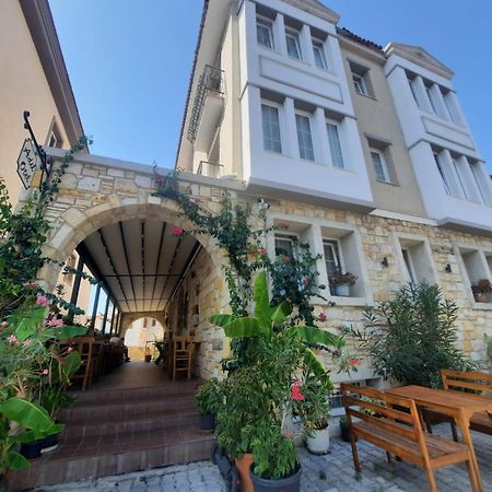 Adil Pansiyon Çeşme Exteriör bild