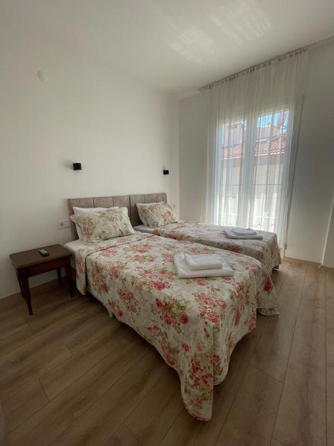 Adil Pansiyon Çeşme Exteriör bild